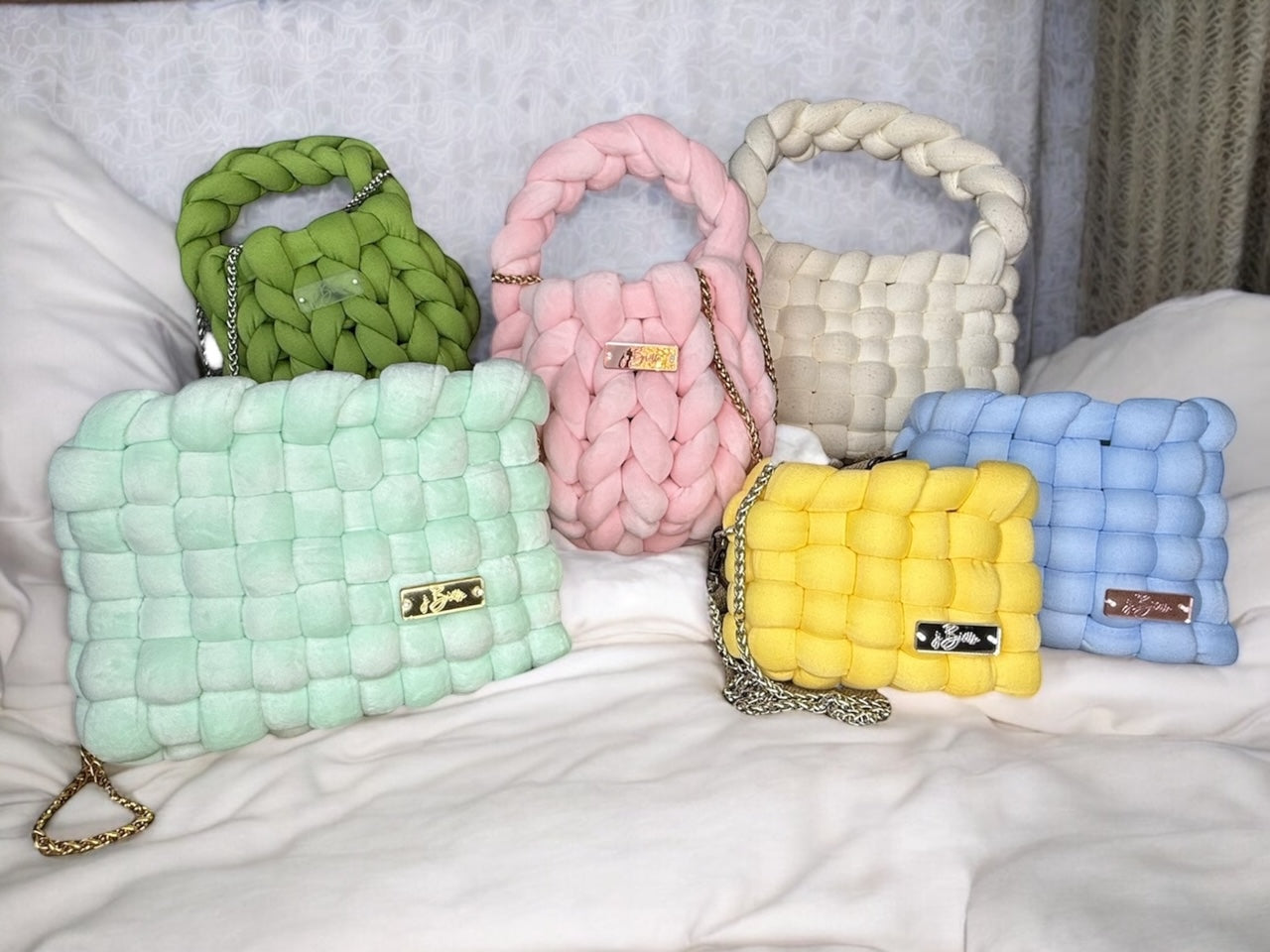 Tote-ally Spring